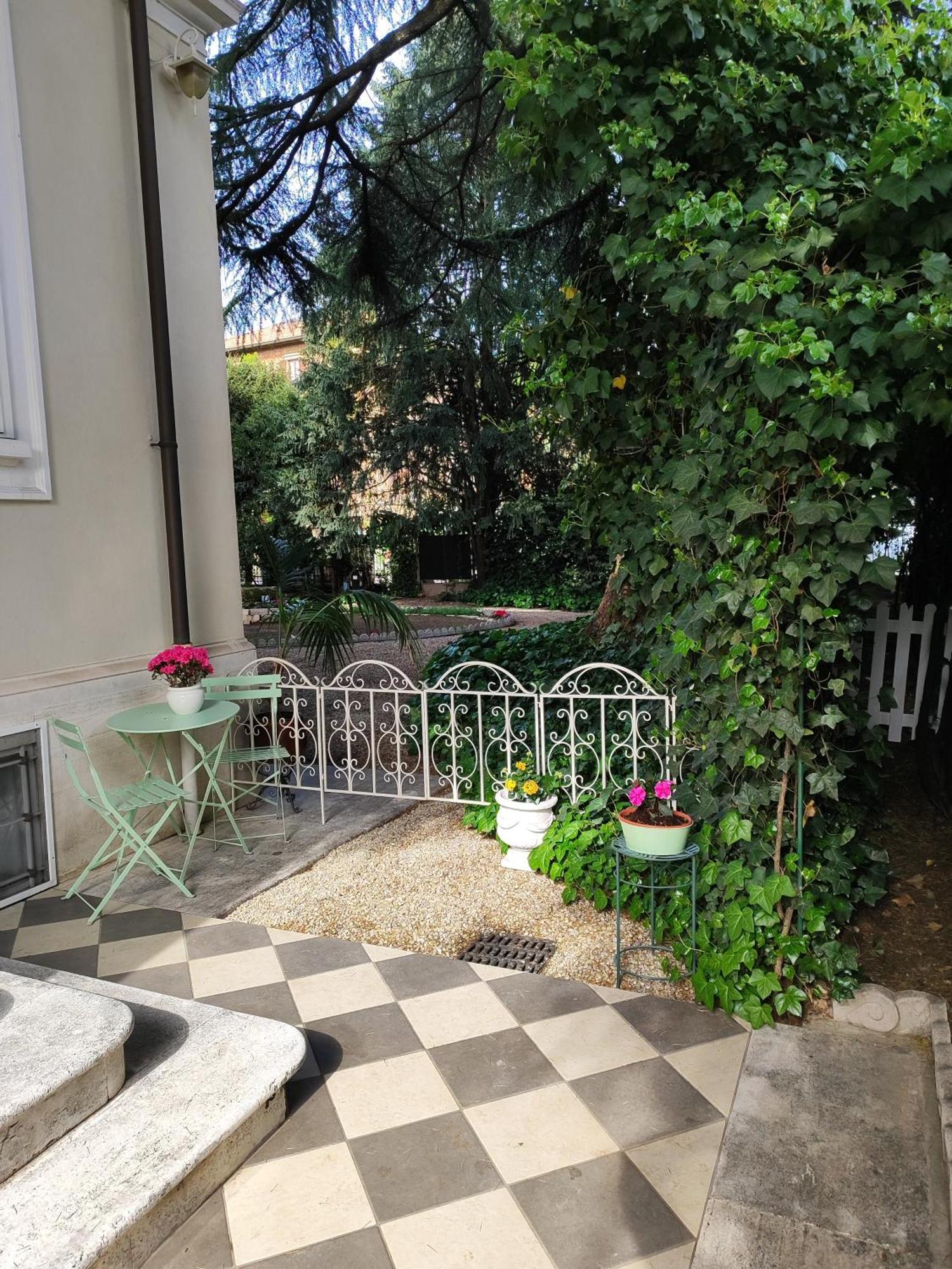 Casa Valli Reggio Emilia Luaran gambar